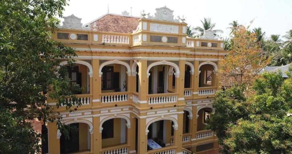 Le Relais De Chhlong Hotel Kratie Exterior photo