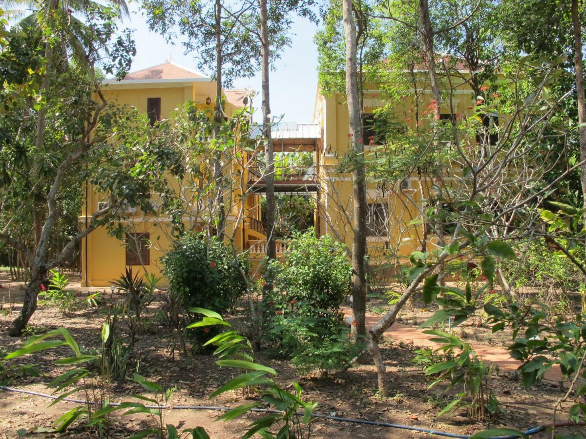 Le Relais De Chhlong Hotel Kratie Exterior photo